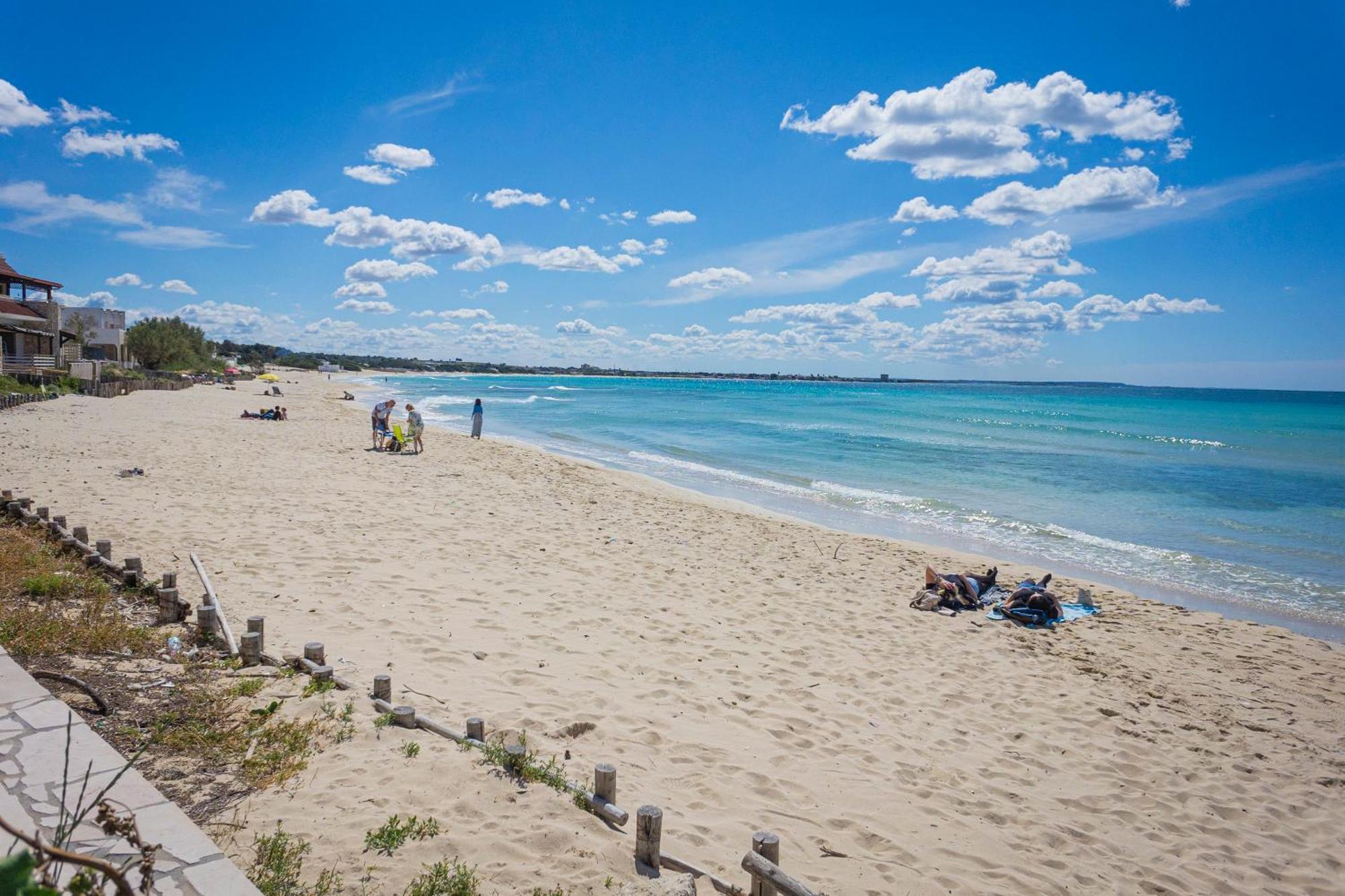 Torre Lapillo Apartment Sea View - Happy Rentals Porto Cesareo Kültér fotó